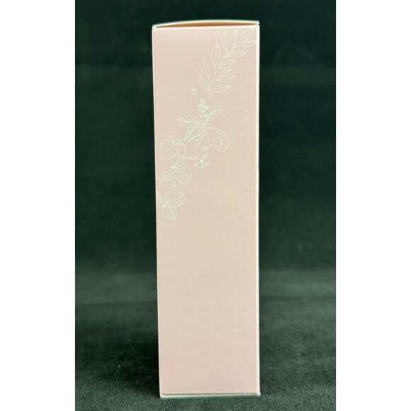 Girlactik Fruit Superfood Sugar Face Scrub 80g Hydrating Antioxidant Exfoliator - Picture 6 of 7